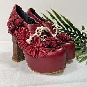 IRREGULAR CHOICE Shoes 6.5 Red Pertrisha Closed Toe Platform Leather Pumps WOW!!